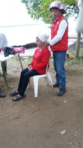 La mujer fue rescatada por la Cruz Roja/Plumas Libres