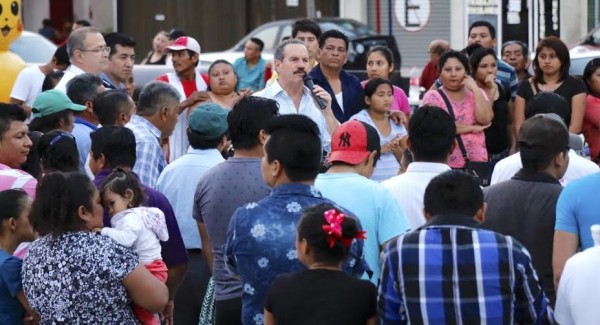 Juan Bueno Torio recolectó más firmas en el sur de Veracruz para registrar candidatura independiente