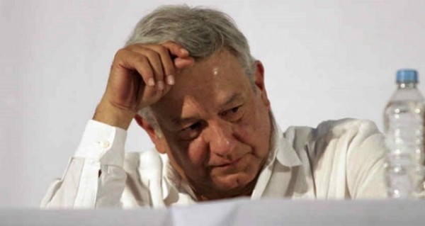 “Somos familia, pero él está por conveniencia del lado de los corruptos”, dijo AMLO apenado cuando supo que su hermano apoya al candidato del PRI en Veracruz
