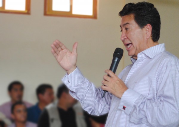 Héctor Yunes Landa/Plumas Libres