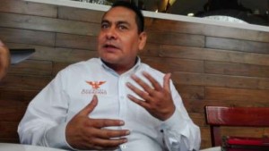Rafael Chama exige puente a Tomás Ruíz para Teocelo