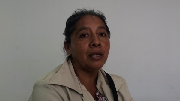Maribel Méndez Feliciano su esposo trabajó 18 años como policia de SSP, le hicieron descuentos que ahora no le quieren regresar