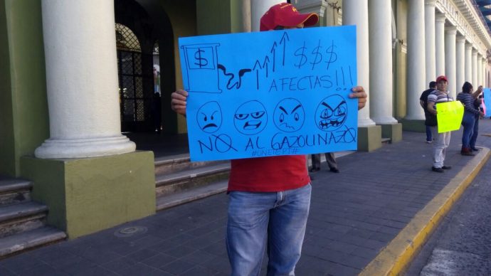 Protestas en el centro de Xalapa/Plumas Libres