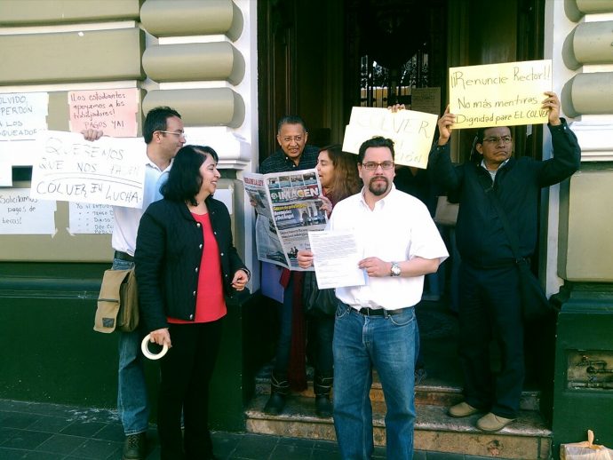 Los empleados del Colver continúan sus manifestaciones de protesta/Plumas Libres