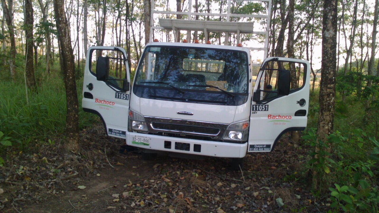 En el lugar fue encontrada una camioneta de la empresa Bachoco/Plumas Libres