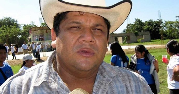 A un año de la sumaria ejecución del ex alcalde de Hidalgotitlán, no hay un solo detenido por el crimen Santana-cruz-690x364