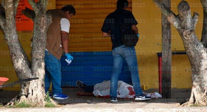 Asesinan a ex secretario de comité municipal de MORENA en San Juan Evangelista Ejecutado-san-juan-701x380-690x374