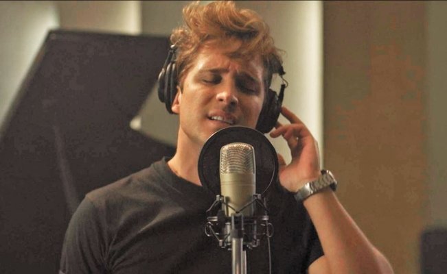 Diego Boneta Diego Boneta